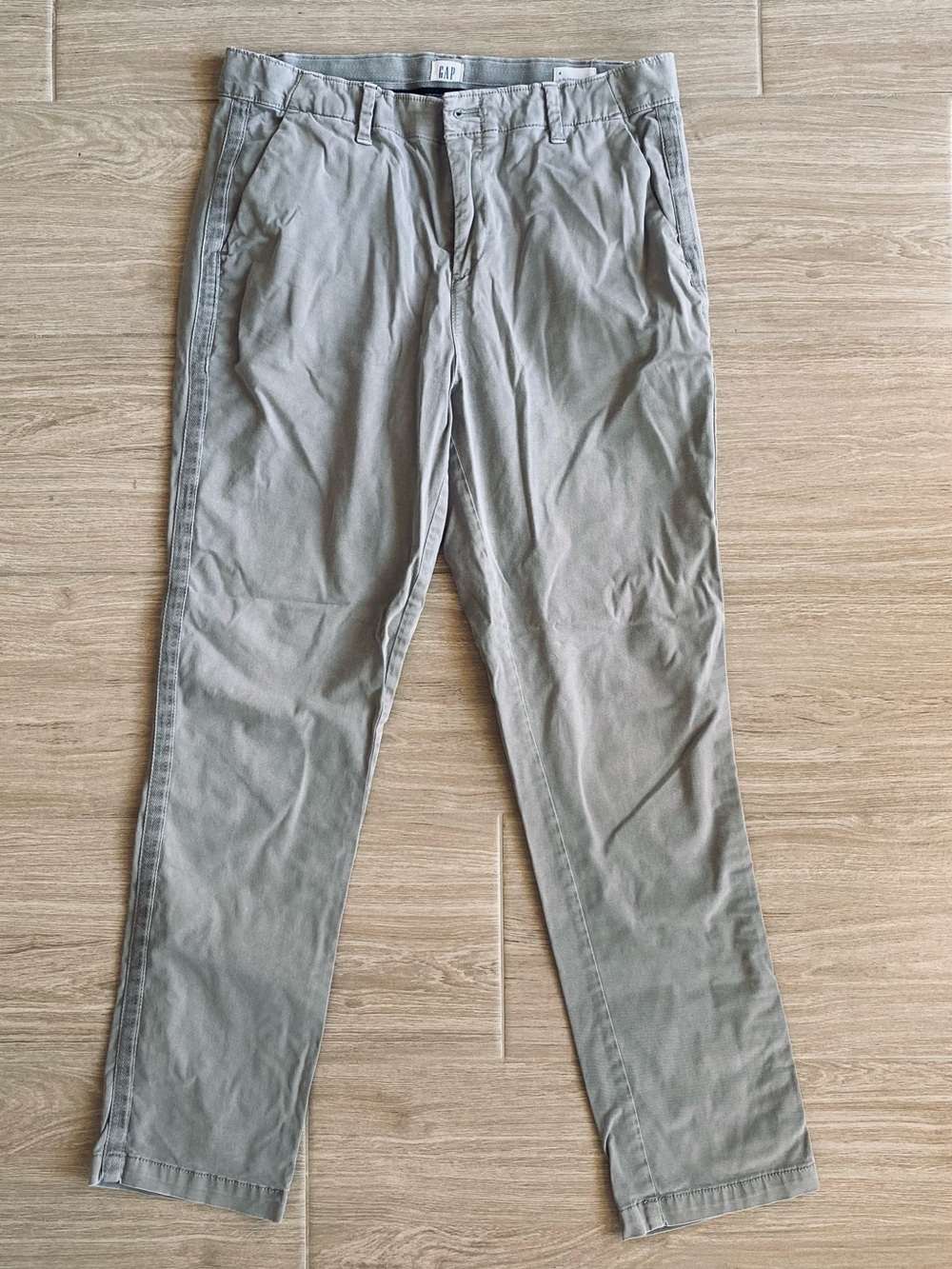 GAP Womens Size 4 Girlfriend Chino Pants Stretch Khaki Casual Work